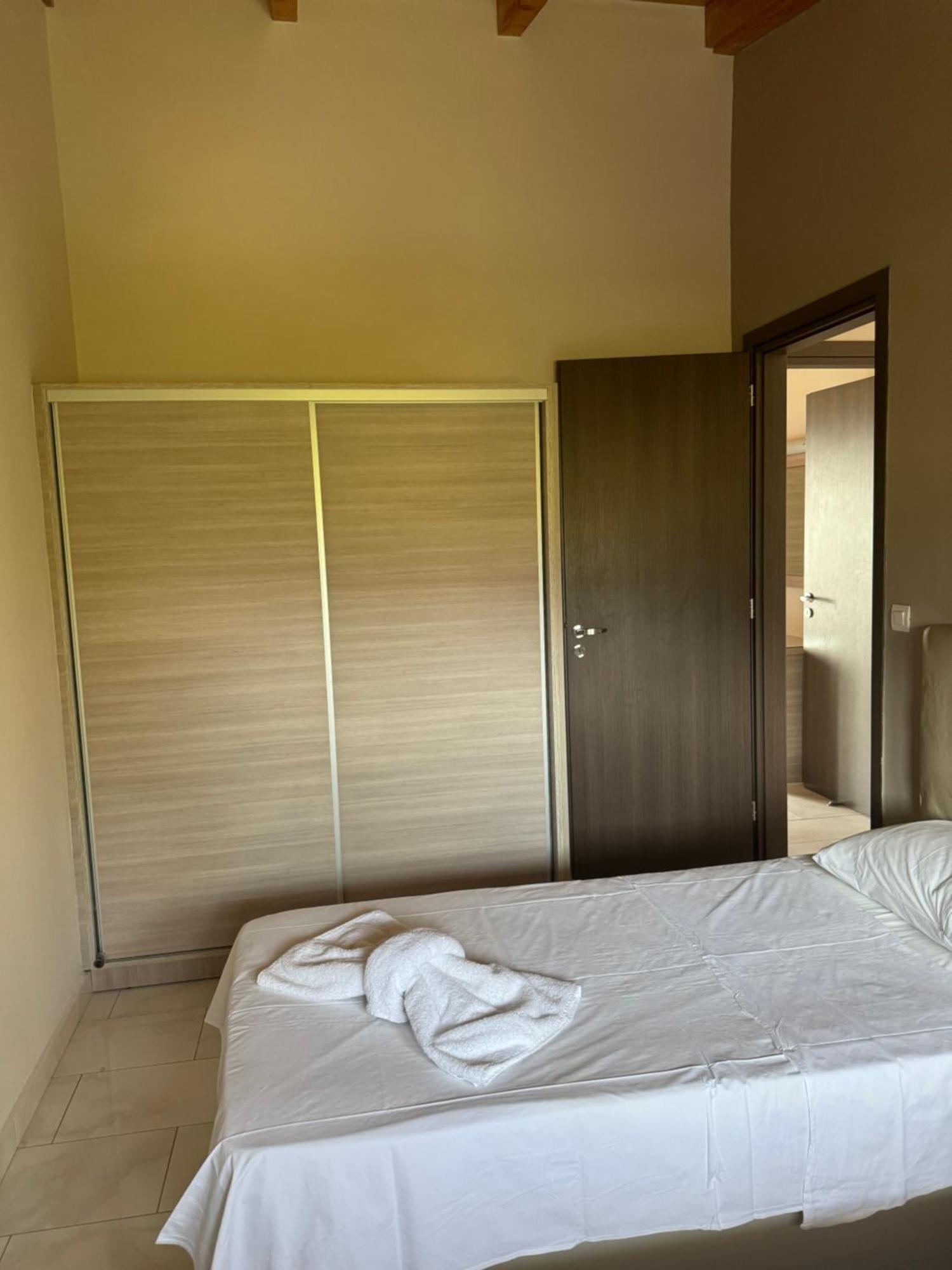 Endless Seaview Apartment B Alykes  Ngoại thất bức ảnh